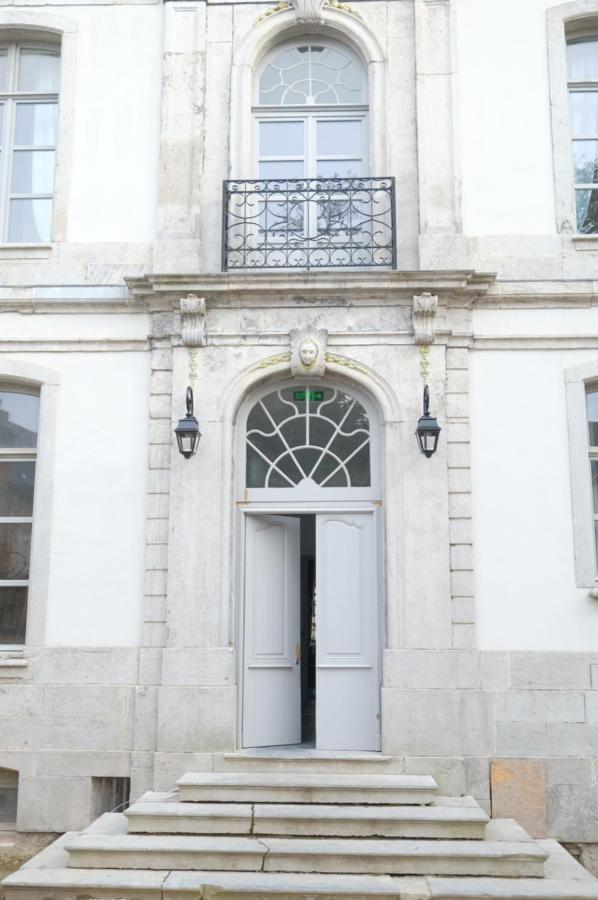 La Maison de la Duchesse de la Vallière Mons Extérieur photo
